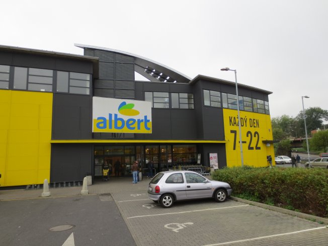 Albert hypermarket Děčín