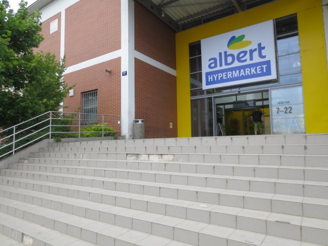 Albert hypermarket Zlín